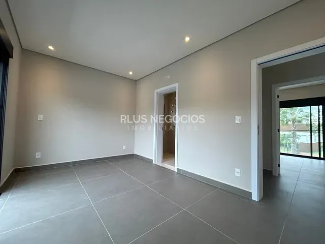 Casa com 520m² 4 quartos e 5 banheiros, à venda, no bairro Alphaville Nova Esplanada em Votorantim