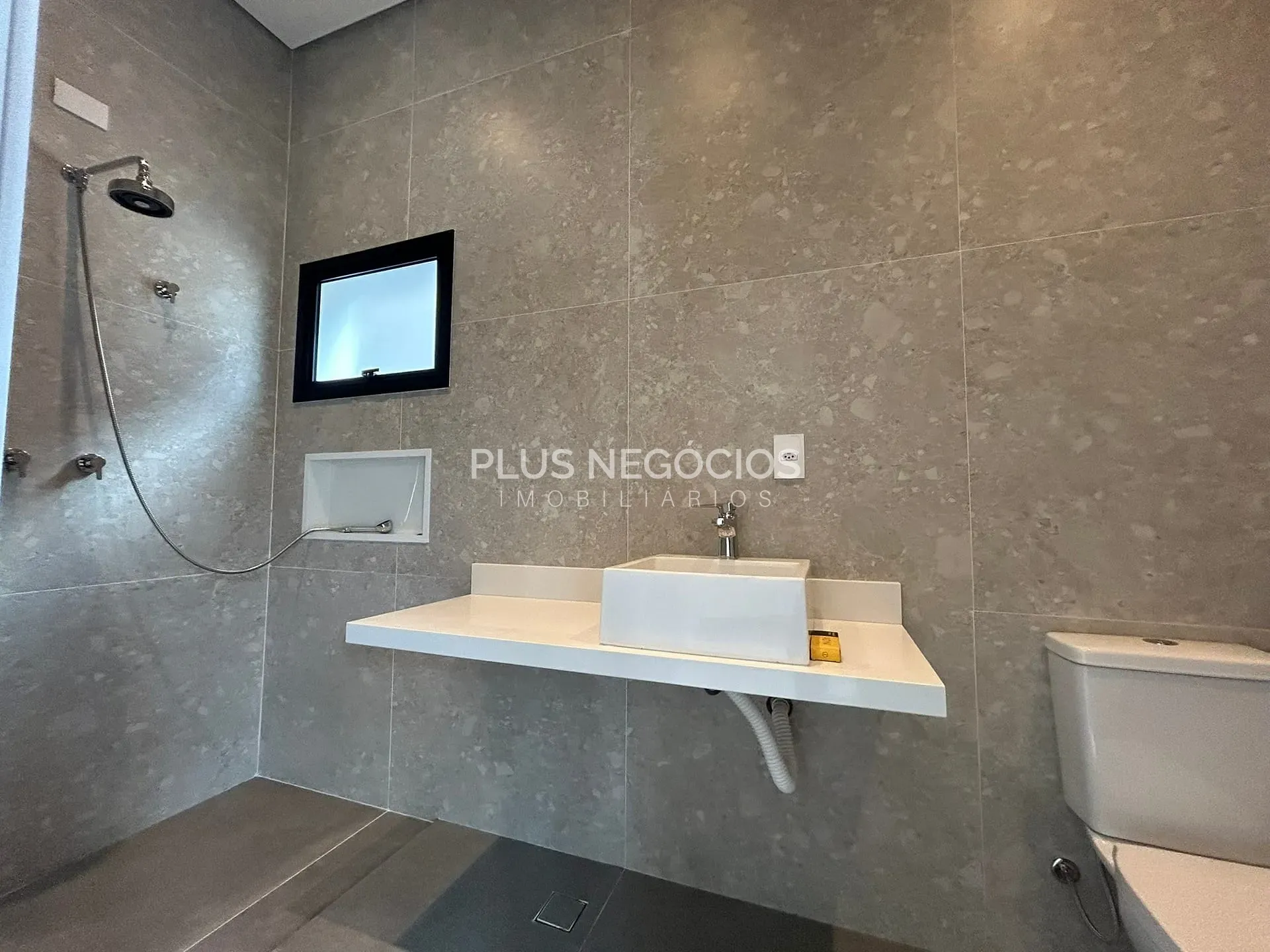 Casa, 4 quartos, 333 m² - Foto 28