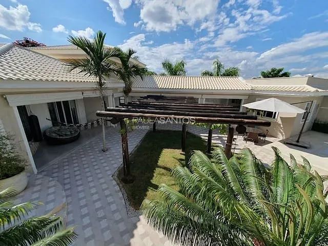 Casa com 1050m² 4 quartos e 5 banheiros, à venda, no bairro Jardim Arco Rio Verde em Araçoiaba da Serra