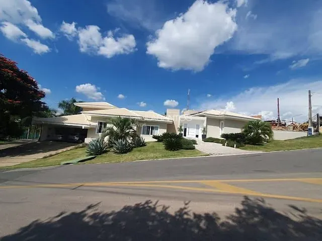 Casa com 1050m² 4 quartos e 5 banheiros, à venda, no bairro Jardim Arco Rio Verde em Araçoiaba da Serra