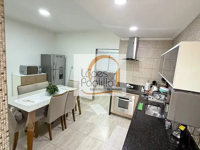 Casa com 150m² 3 quartos e 4 banheiros, à venda, no bairro Jardim das Cerejeiras em Atibaia