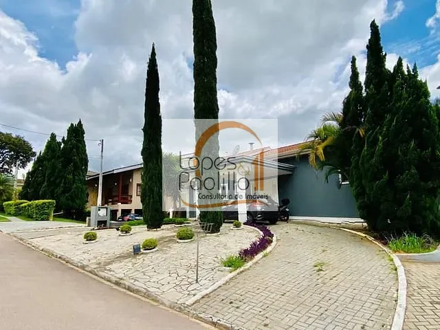 Casa com 1040m² 3 quartos e 4 banheiros, à venda, no bairro Condomínio Flamboyant-B em Atibaia