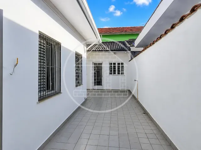 Casa à venda ou para alugar, no bairro Jardim Promissão em São Paulo