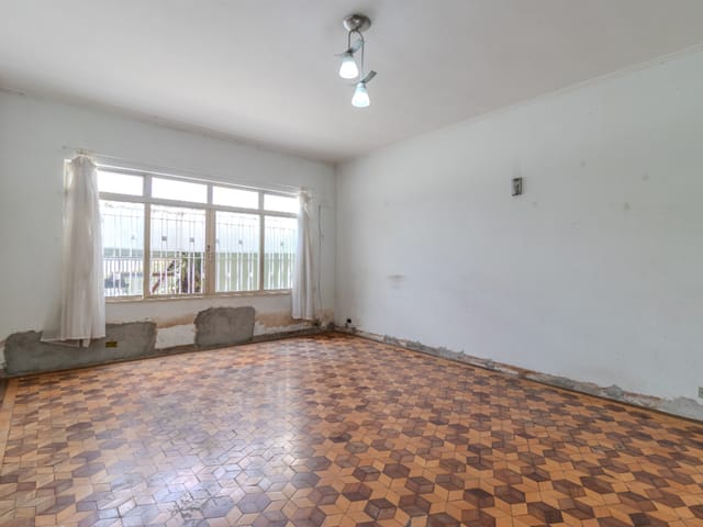 Casa com 150m² 3 quartos e 2 banheiros, à venda, no bairro Vila Marari em São Paulo