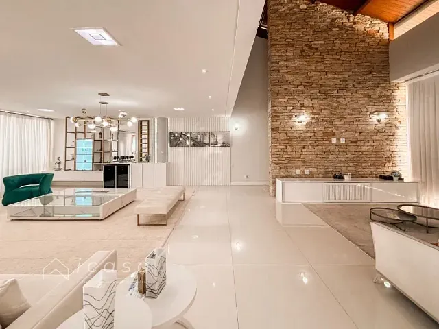 Casa com 720m² 4 quartos e 5 banheiros, à venda ou para alugar, no bairro Condomínio Reserva do Paratehy em São José dos Campos