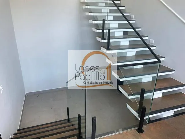 Casa com 300m² 3 quartos e 3 banheiros, à venda, no bairro Laranja Azeda em Bom Jesus dos Perdões