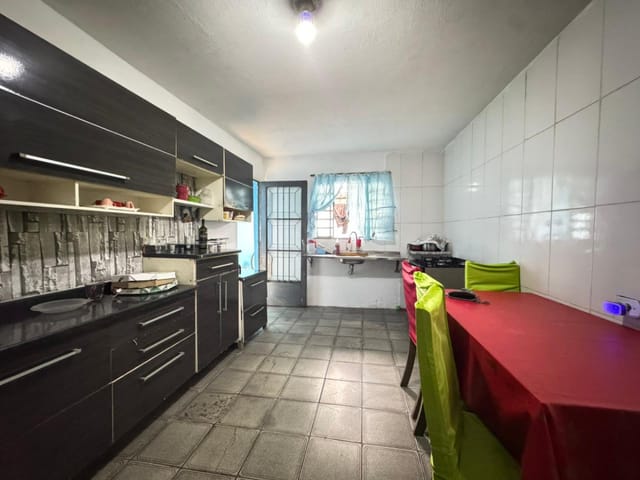 Casa com 150m² 5 quartos e 2 banheiros, à venda, no bairro Jardim Santa Adélia em São Paulo