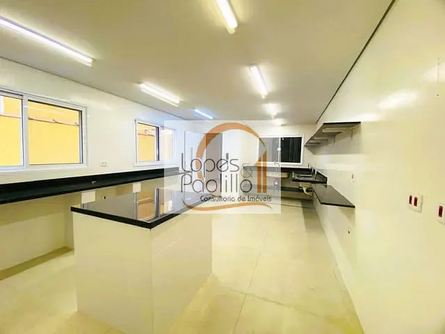 Casa com 150m² 2 quartos e 3 banheiros, à venda, no bairro Jardim Alvinópolis em Atibaia