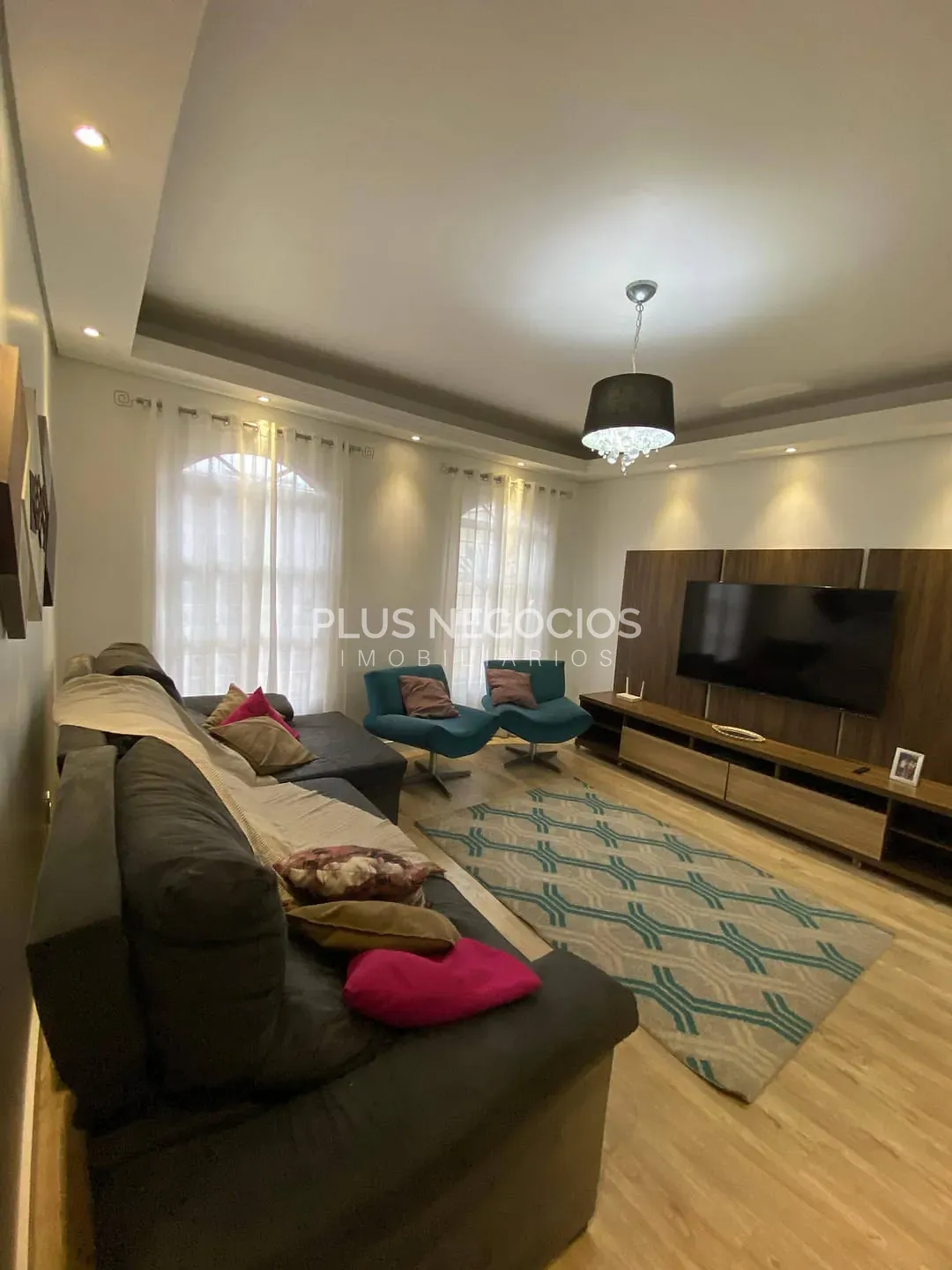 Casa, 2 quartos, 147 m² - Foto 1