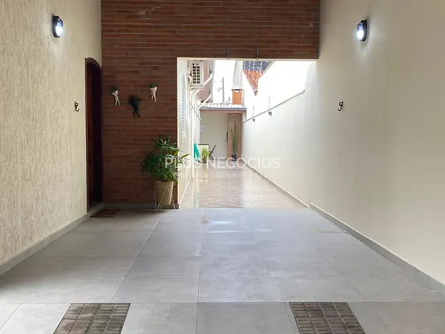 Casa com 200m² 2 quartos e 2 banheiros, à venda, no bairro Wanel Ville em Sorocaba