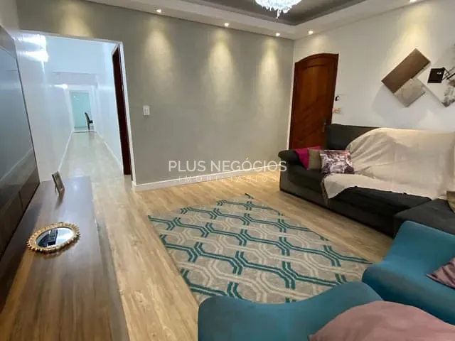 Casa com 200m² 2 quartos e 2 banheiros, à venda, no bairro Wanel Ville em Sorocaba