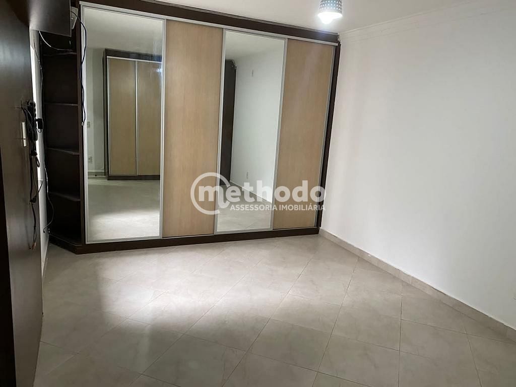 Casa, 3 quartos, 209 m² - Foto 3