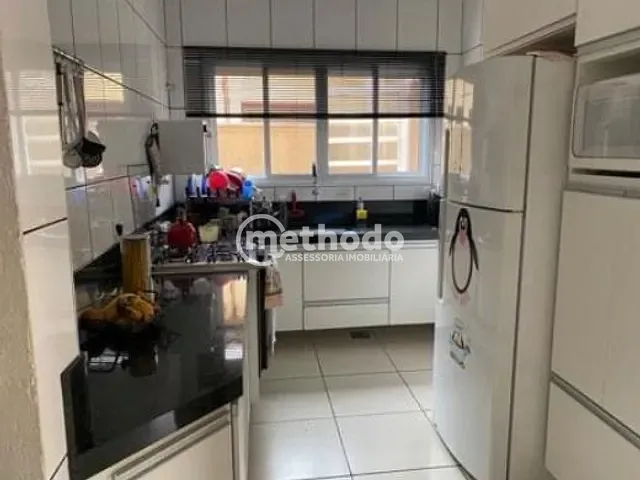 Casa com 250m² 3 quartos e 2 banheiros, à venda, no bairro Parque Via Norte em Campinas