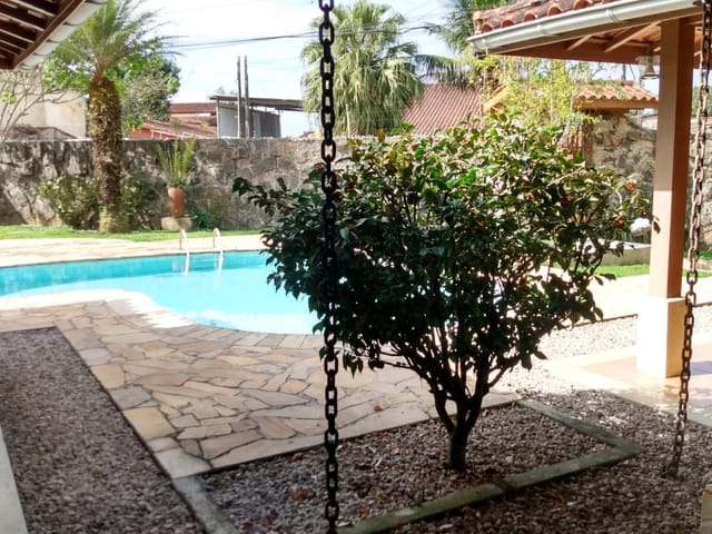 Casa com 416m² 2 quartos e 3 banheiros, à venda, no bairro Jardim Carolina em Ubatuba