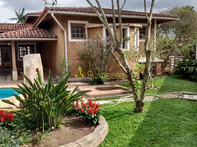 Casa com 416m² 2 quartos e 3 banheiros, à venda, no bairro Jardim Carolina em Ubatuba