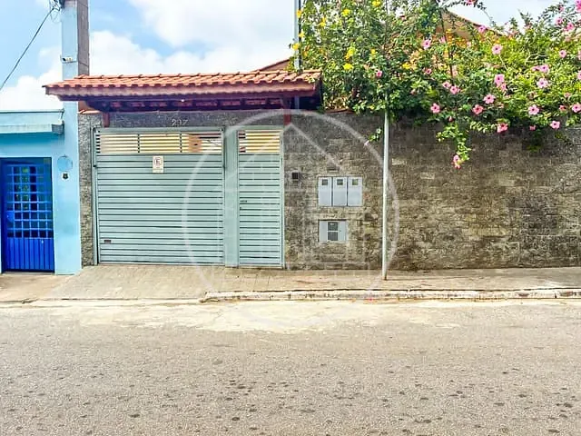Casa 2 quartos e 2 banheiros, à venda, no bairro Vila Califórnia(Zona Sul) em São Paulo