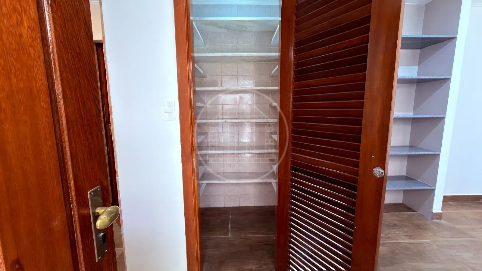 Casa, 4 quartos, 350 m² - Foto 17