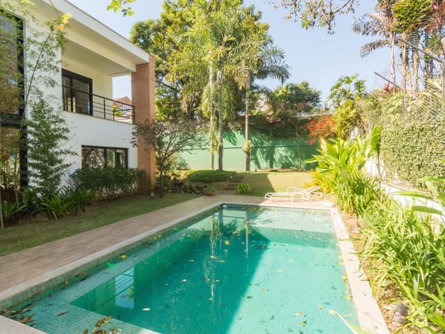 Casa 4 quartos e 6 banheiros, à venda, no bairro Alphaville Residencial Dois em Barueri