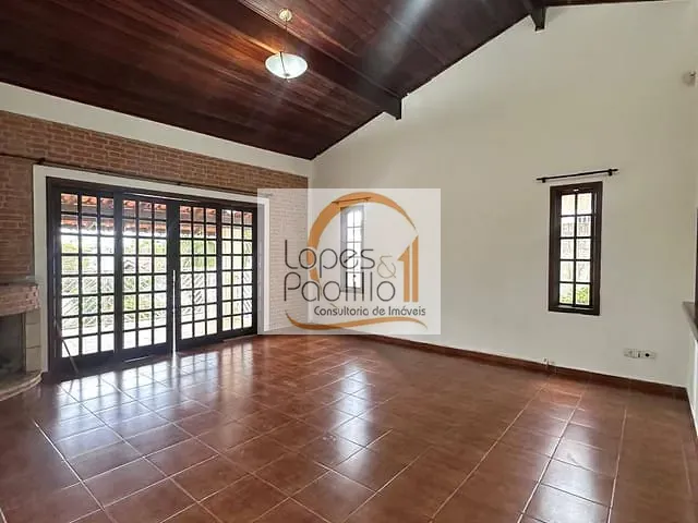 Casa com 794m² 2 quartos e 3 banheiros, para alugar, no bairro Jardim Paulista em Atibaia