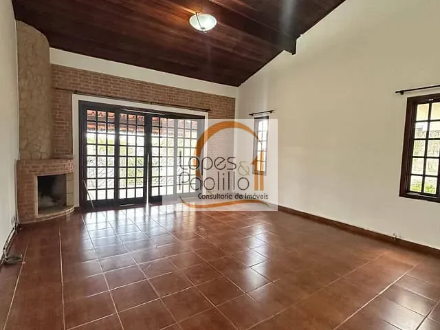 Casa com 794m² 2 quartos e 3 banheiros, para alugar, no bairro Jardim Paulista em Atibaia