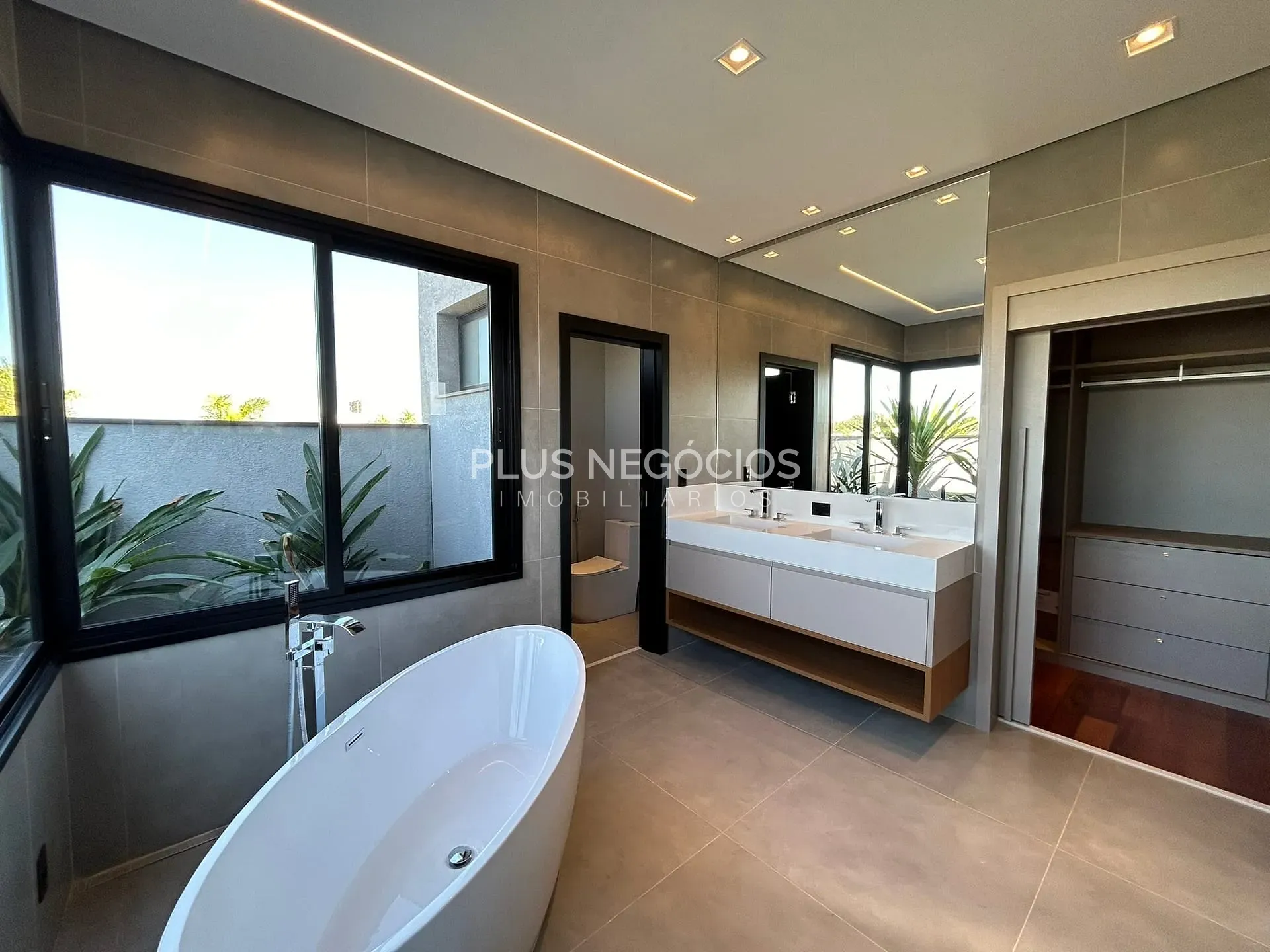 Casa, 4 quartos, 448 m² - Foto 28