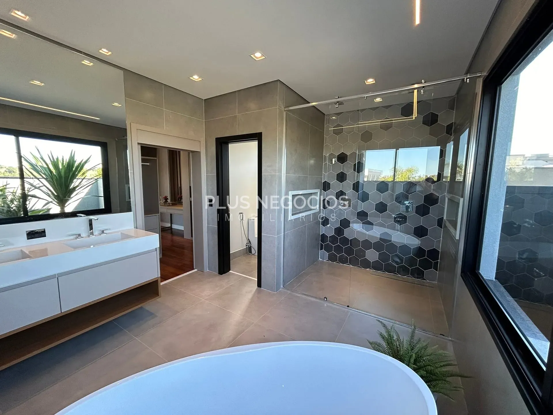 Casa, 4 quartos, 448 m² - Foto 29