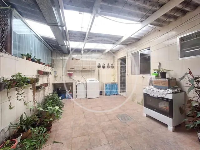 Casa 5 quartos e 3 banheiros, à venda, no bairro GRAJAU em São Paulo