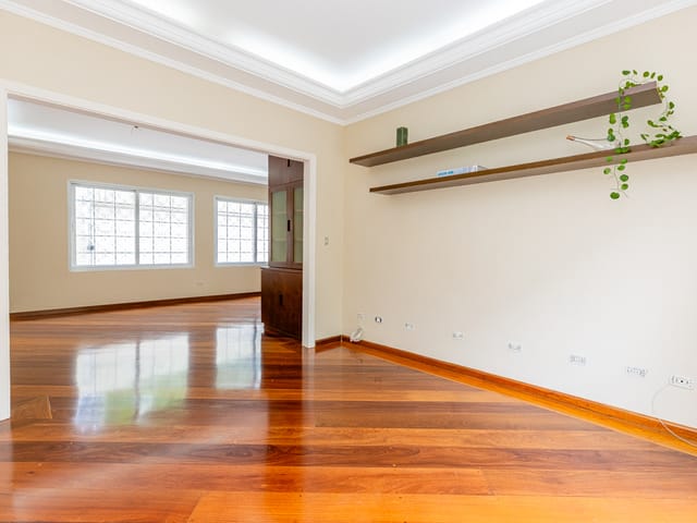 Casa com 200m² 3 quartos e 4 banheiros, à venda, no bairro Chácara Santo Antônio (Zona Sul) em São Paulo