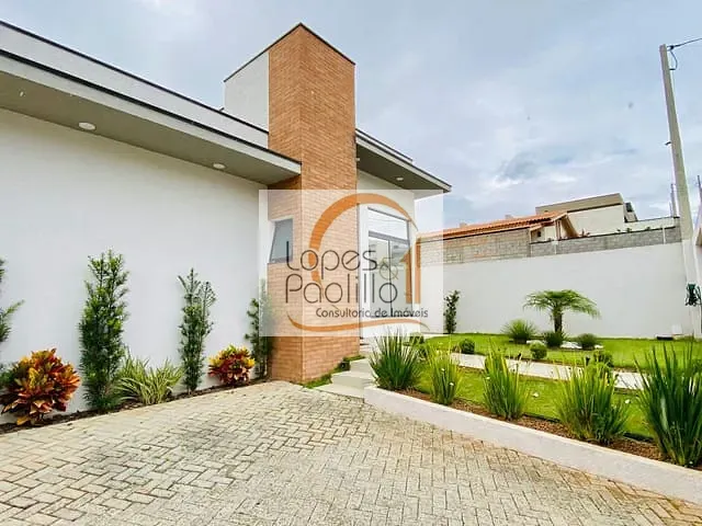 Casa com 384m² 3 quartos e 2 banheiros, à venda, no bairro Loteamento Parque Residencial Serras de Atibaia II em Atibaia