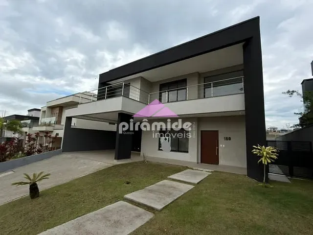 Casa com 451m² 3 quartos e 5 banheiros, à venda, no bairro Urbanova em São José dos Campos