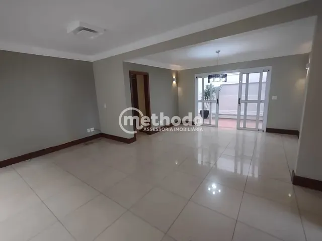 Casa com 345m² 5 quartos e 5 banheiros, à venda, no bairro Betel em Paulínia