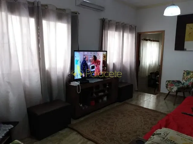 Casa com 150m² 2 quartos e 1 banheiro, à venda, no bairro Residencial e Comercial Laerte Asumpção em Pindamonhangaba