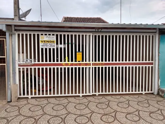 Casa com 150m² 2 quartos e 1 banheiro, à venda, no bairro Residencial e Comercial Laerte Asumpção em Pindamonhangaba