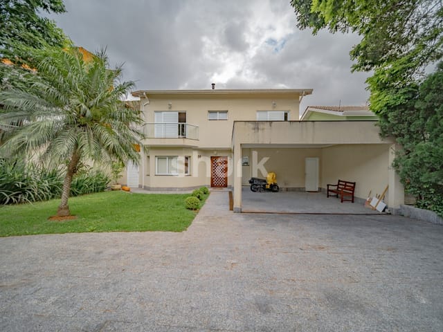 Casa com 430m² 4 quartos e 6 banheiros, à venda, no bairro Alphaville em Santana de Parnaíba