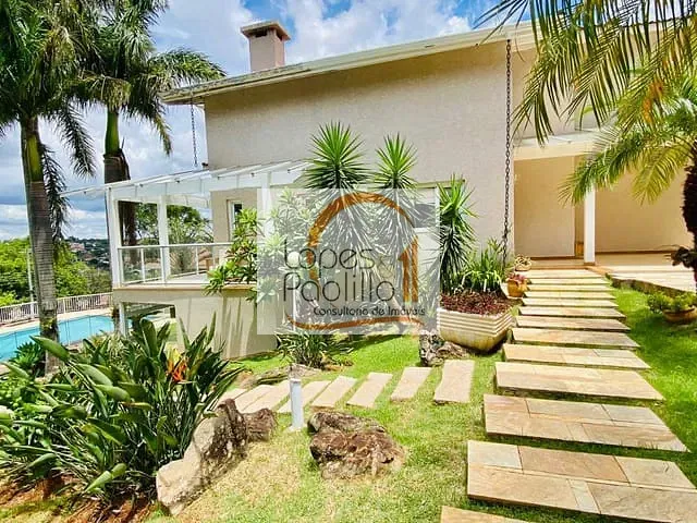 Casa com 1318m² 5 quartos e 4 banheiros, à venda, no bairro Condomínio Flamboyant-B em Atibaia