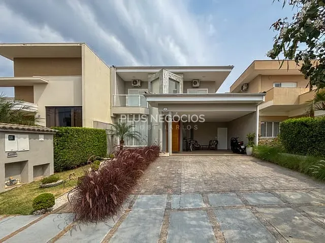 Casa com 297m² 3 quartos e 4 banheiros, à venda, no bairro Jardim Garret em Araçoiaba da Serra
