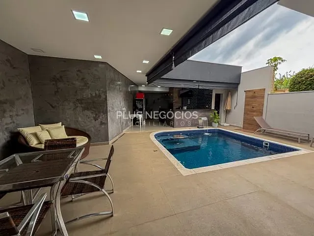 Casa com 297m² 3 quartos e 4 banheiros, à venda, no bairro Jardim Garret em Araçoiaba da Serra