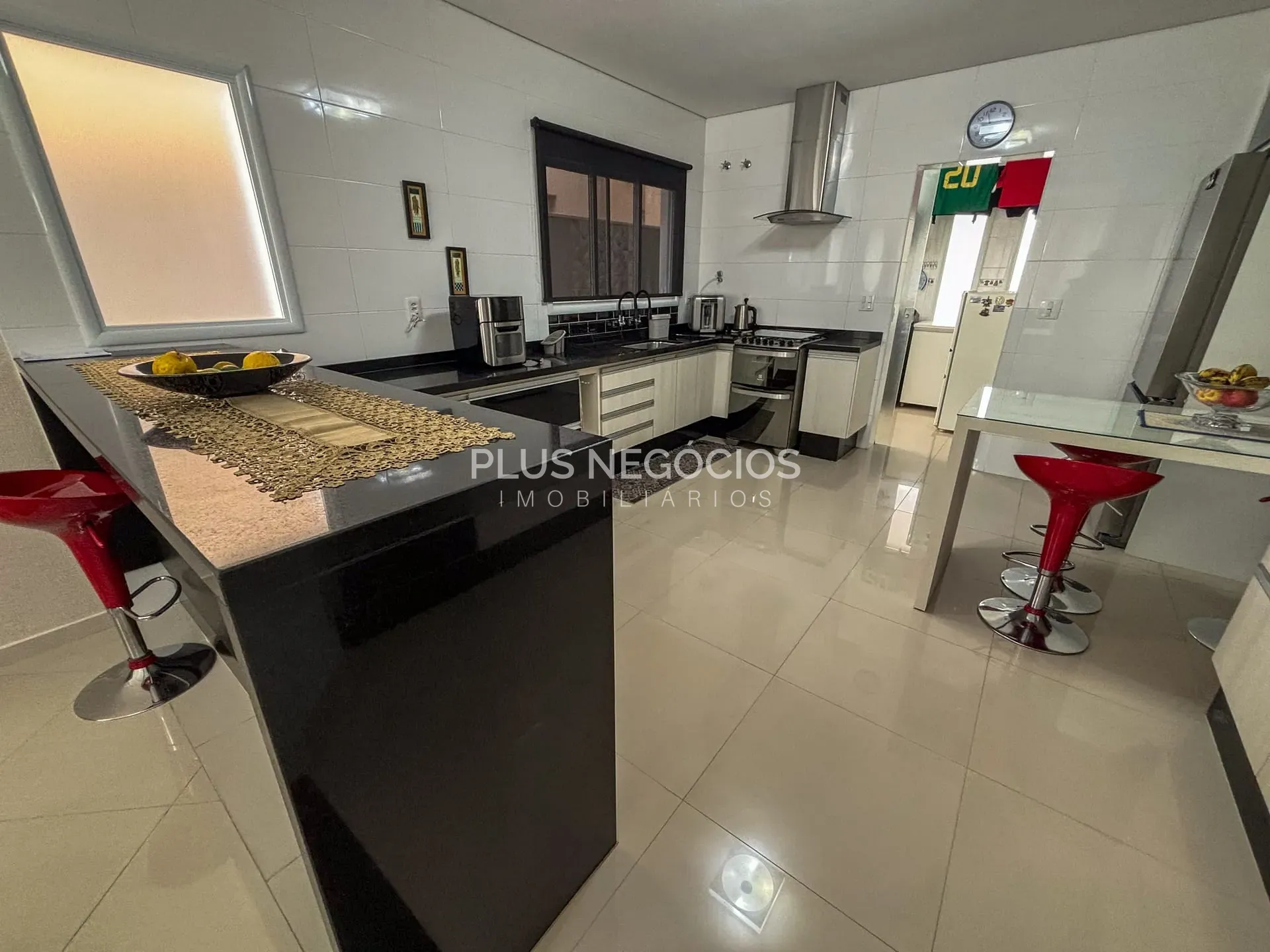 Casa, 3 quartos, 234 m² - Foto 6