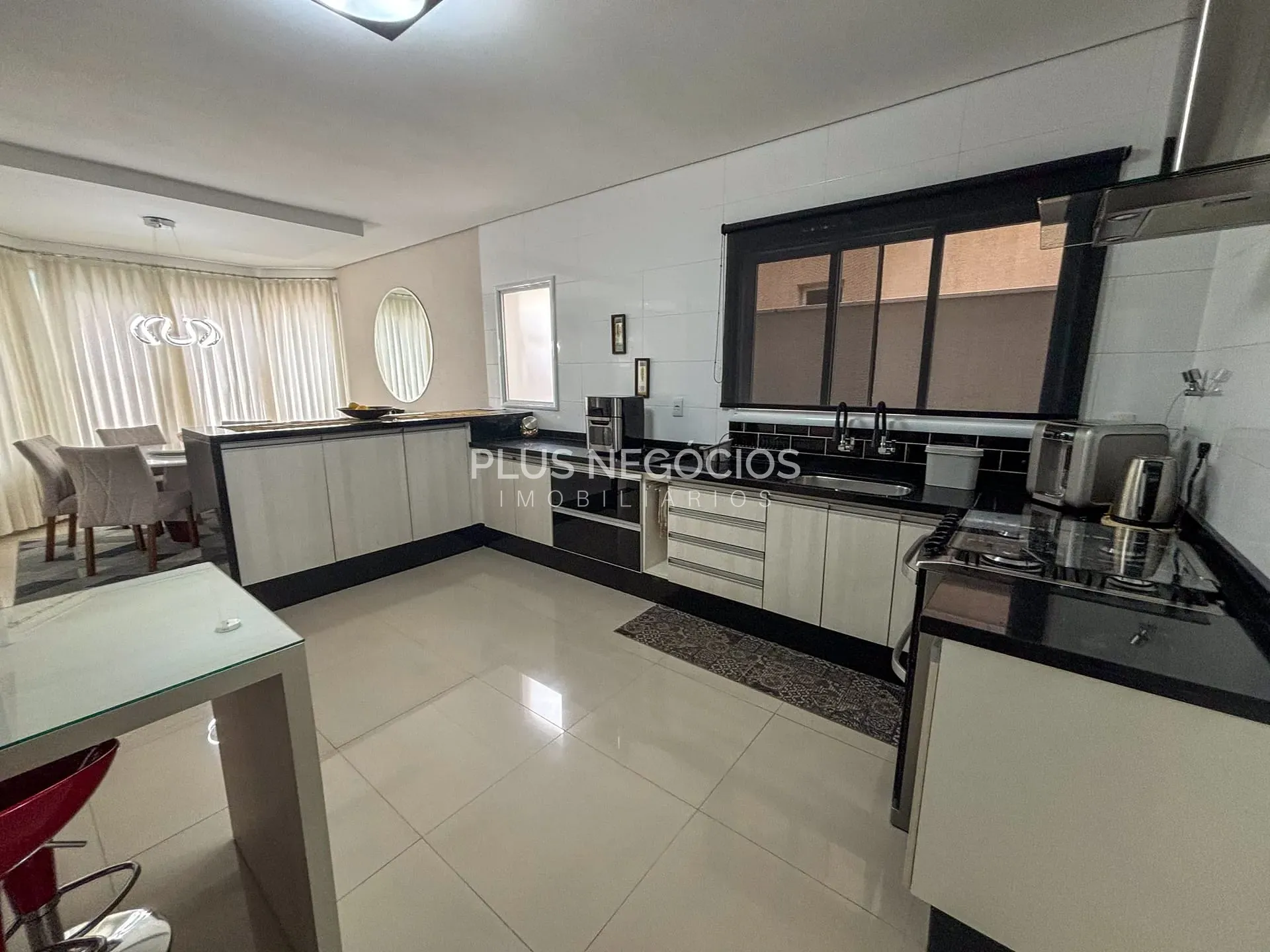 Casa, 3 quartos, 234 m² - Foto 22