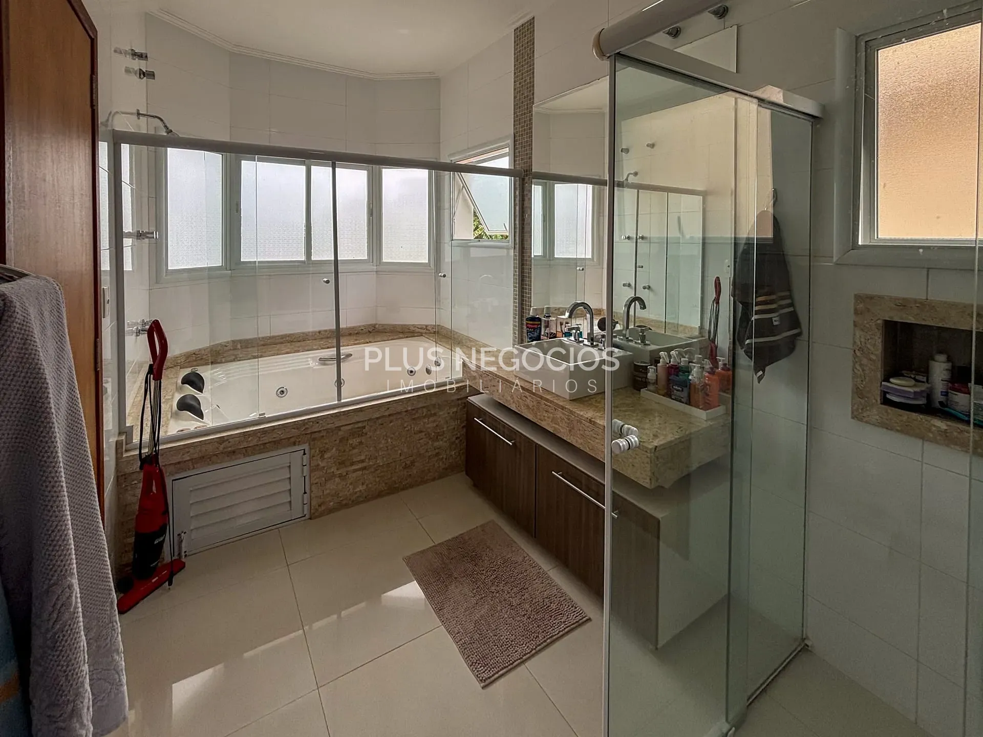 Casa, 3 quartos, 234 m² - Foto 23