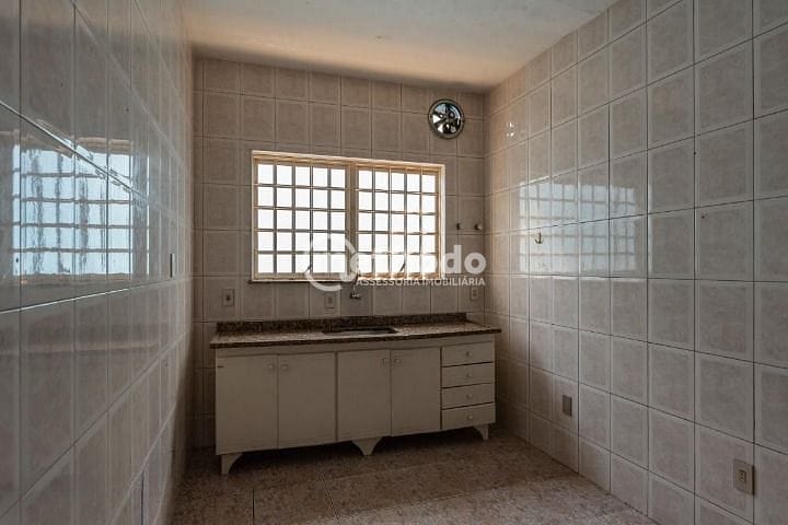 Casa, 3 quartos, 230 m² - Foto 10