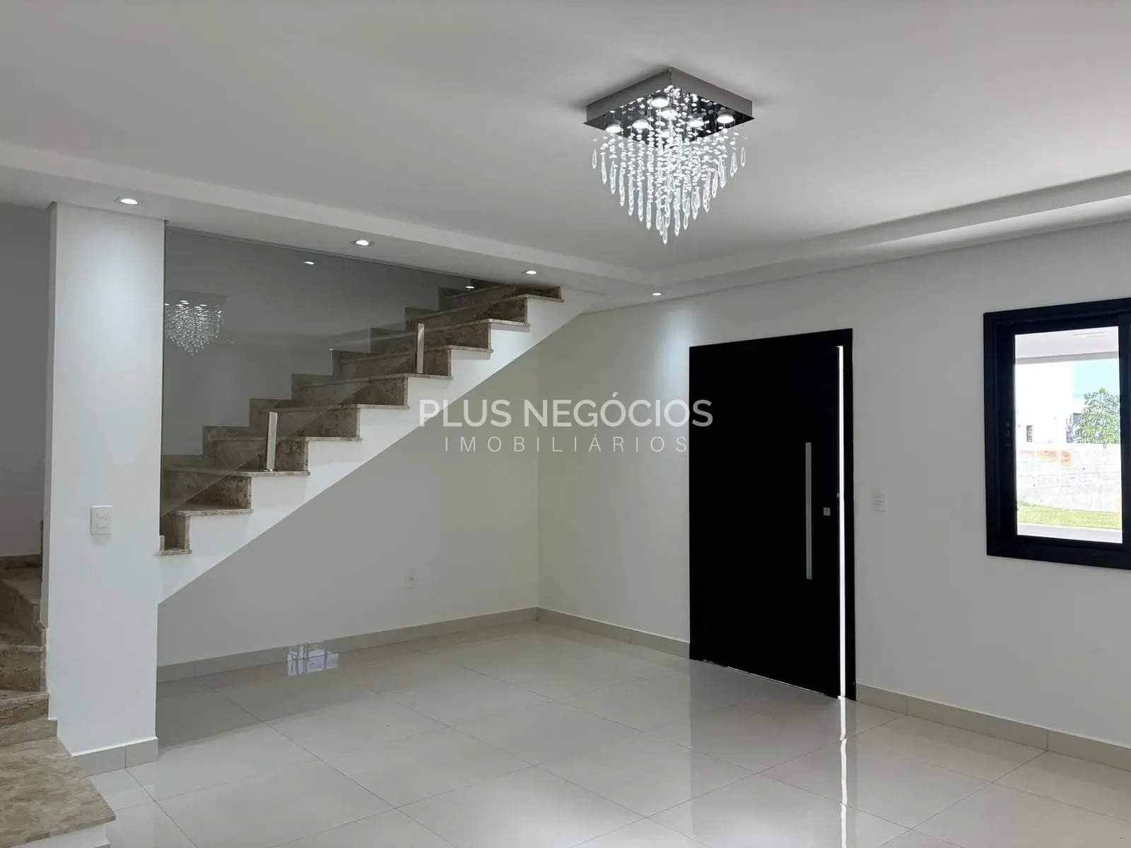 Casa, 3 quartos, 319 m² - Foto 2
