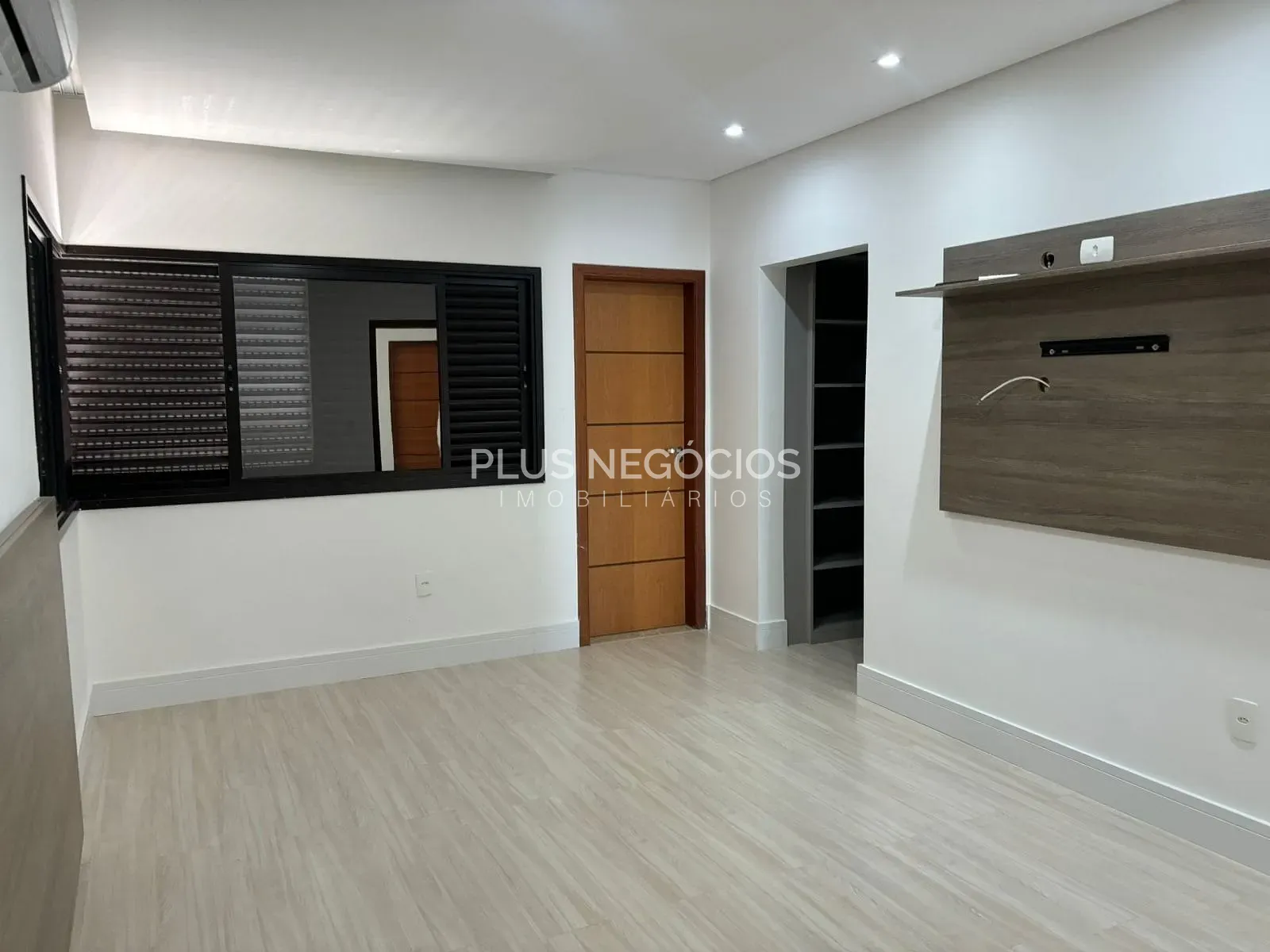 Casa, 3 quartos, 319 m² - Foto 8