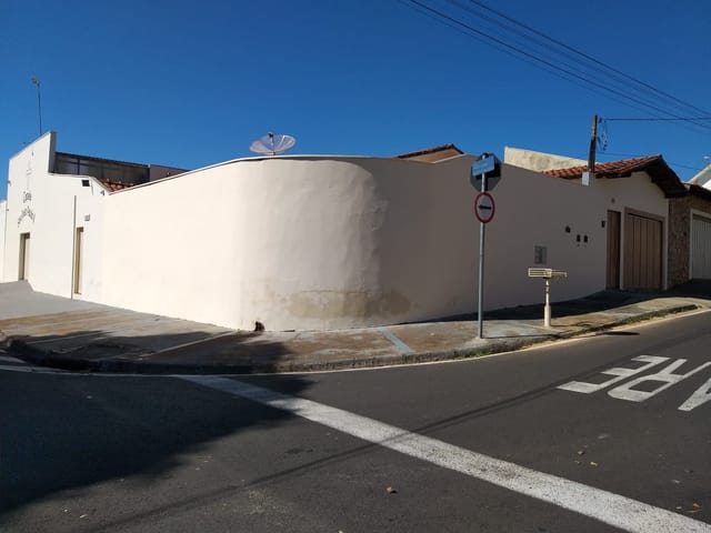 Foto do Casa - Casa tipo para venda em Jardim Lima com 3 quartos, sendo 1 suíte, 250m² | Lares e Andares Imóveis