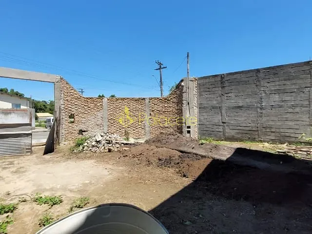 Casa 3 quartos e 3 banheiros, à venda, no bairro Vitória Vale III em Pindamonhangaba