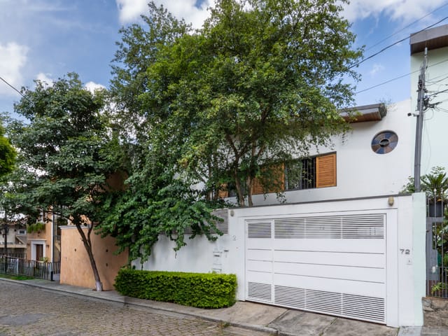 Casa com 207m² 4 quartos e 3 banheiros, à venda, no bairro Campo Belo em São Paulo