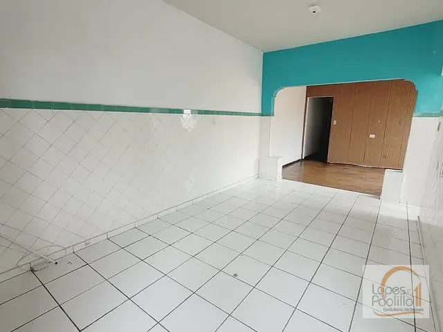 Casa com 100m², para alugar, no bairro Centro em Atibaia