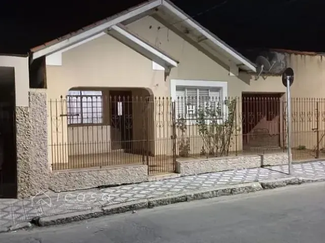 Casa com 321m² 2 quartos e 1 banheiro, à venda, no bairro Vila Santos em Caçapava