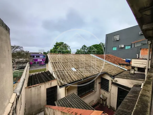 Casa com 216m², à venda ou para alugar, no bairro Interlagos em São Paulo