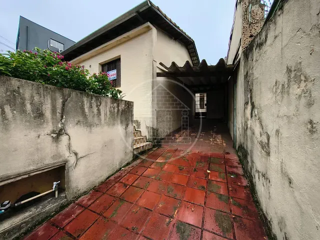 Casa com 216m², à venda ou para alugar, no bairro Interlagos em São Paulo